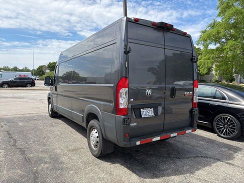 Used 2015 RAM ProMaster 2500 w/ Interior Convenience Group FWD image 9