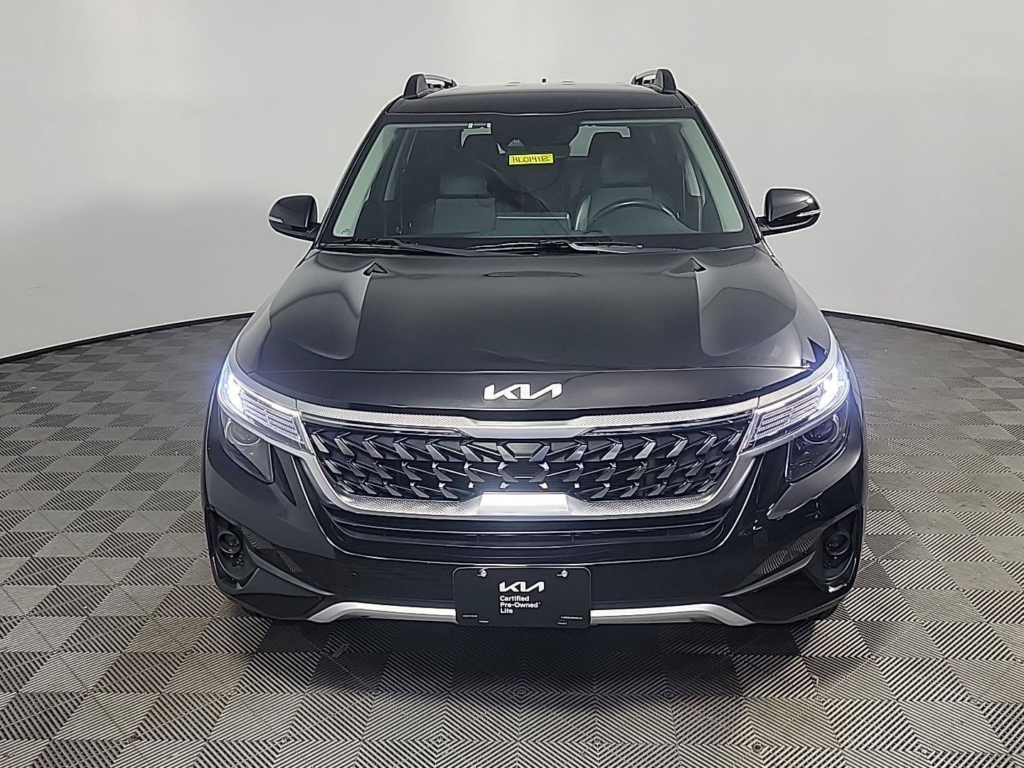Used 2023 Kia Seltos Nightfall Edition AWD/4WD image 12