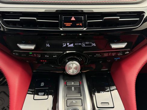 Used 2024 Acura MDX A-Spec image 25
