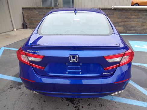 Used 2020 Honda Accord Sport image 4