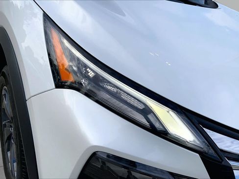 Used 2024 Nissan Rogue SV FWD image 26