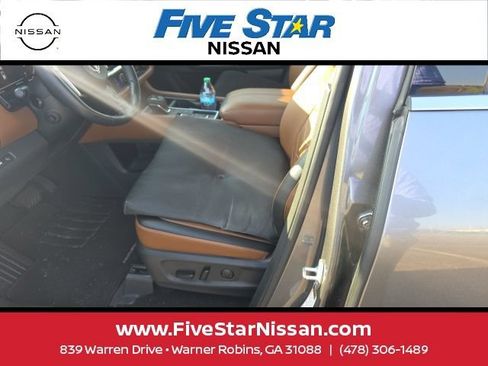 Used 2022 Nissan Pathfinder Platinum w/ Cargo Package FWD image 7