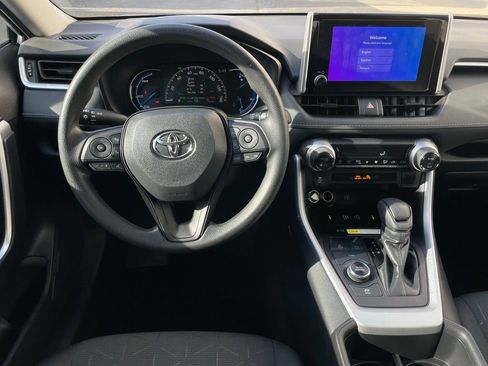 Used 2024 Toyota RAV4 XLE image 11