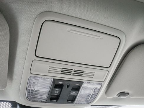New 2026 Honda Odyssey EX-L image 25