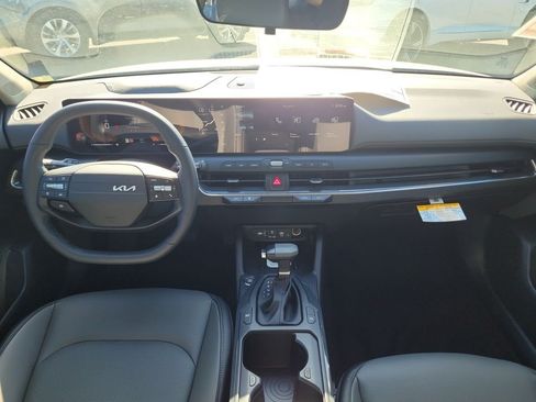 New 2026 Kia K4 EX FWD image 16