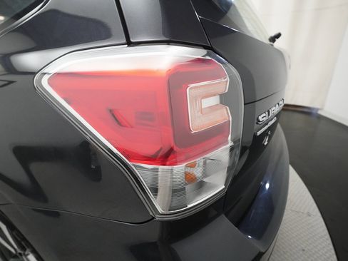 Used 2017 Subaru Forester 2.5i w/ Alloy Wheel Package image 30