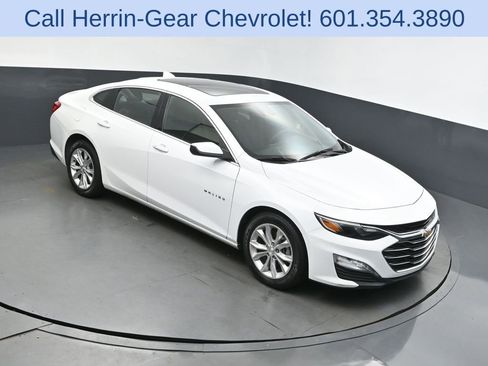 Used 2024 Chevrolet Malibu LT image 1