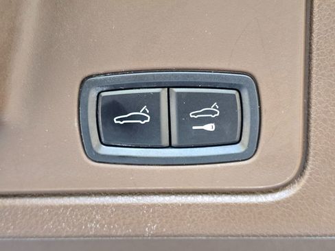 Used 2016 Porsche Panamera GTS w/ Premium Package Plus image 55