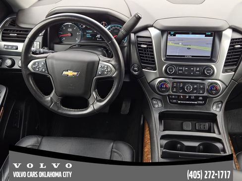 Used 2019 Chevrolet Suburban Premier AWD/4WD image 21