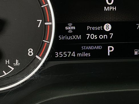 Used 2025 Nissan Rogue SV FWD image 35