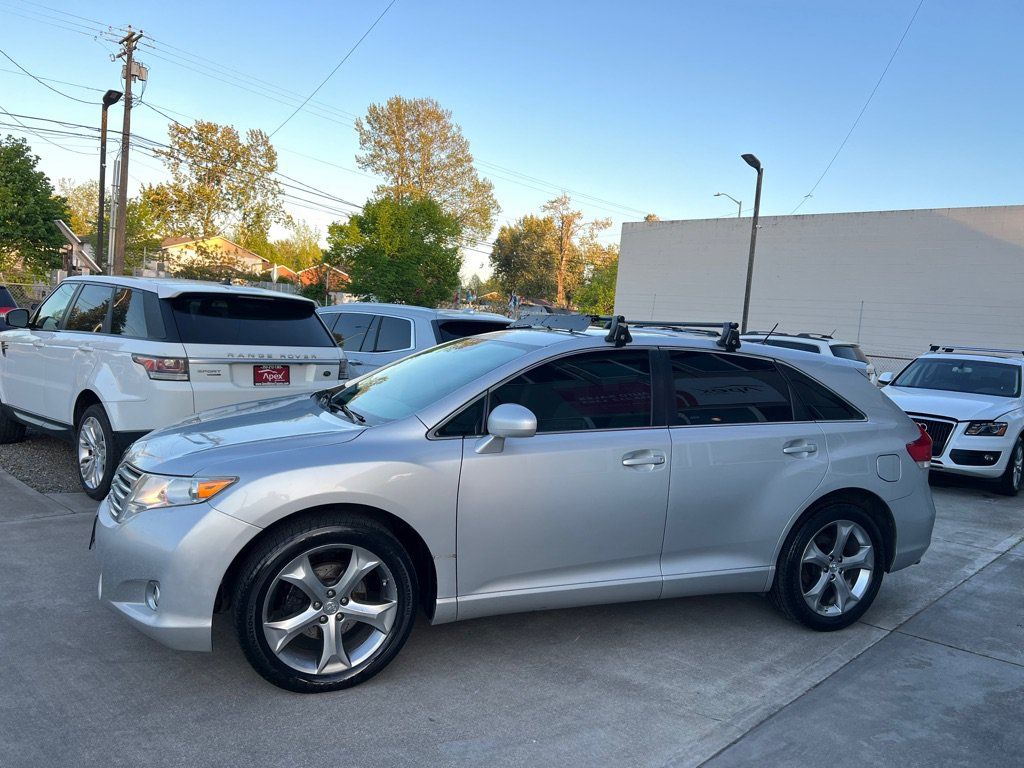 Used 2011 Toyota Venza AWD w/ Comfort Pkg image 4