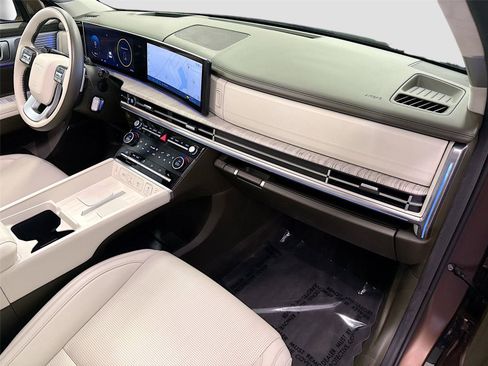 Used 2025 Hyundai Santa Fe Calligraphy FWD image 30