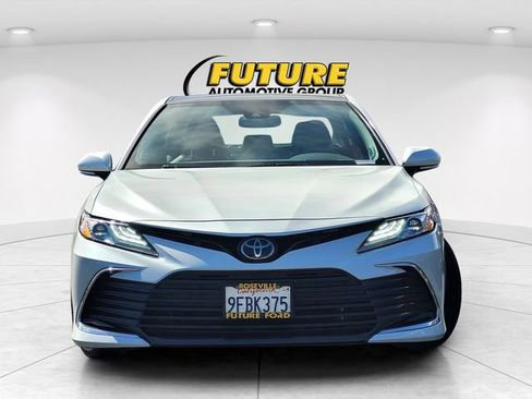 Used 2023 Toyota Camry XLE FWD image 2