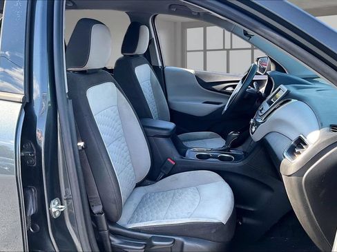 Used 2019 Chevrolet Equinox LS w/ LS Convenience Package FWD image 7
