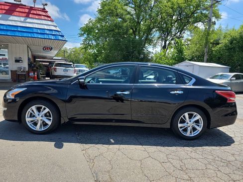 Used 2013 Nissan Altima 2.5 SL FWD image 3
