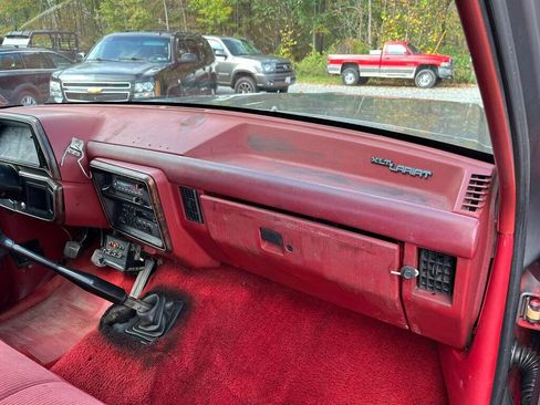 Used 1991 Ford F450 2WD Regular Cab Super Duty image 33