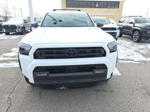 New 2025 Toyota 4Runner SR5 image 2