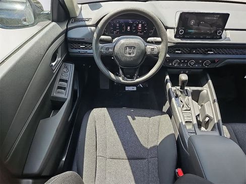 New 2025 Honda Accord SE image 9
