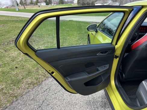 Used 2022 Volkswagen GTI Autobahn image 23