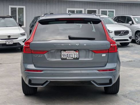 Certified 2024 Volvo XC60 T8 Ultimate AWD/4WD image 4