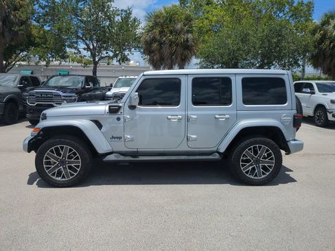 Used 2024 Jeep Wrangler High Altitude AWD/4WD image 9
