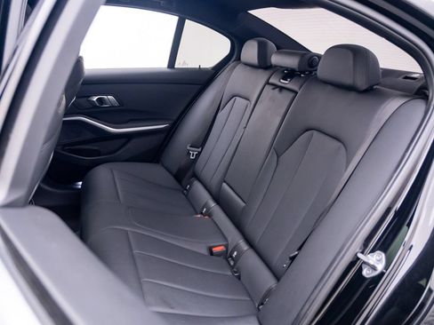 Used 2019 BMW 330i xDrive Sedan w/ Driving Assistance Package AWD/4WD image 16