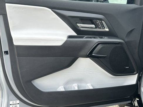 Used 2025 Chevrolet Silverado EV RST image 11