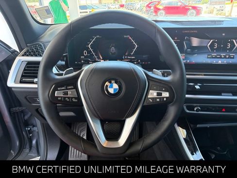 Used 2024 BMW X5 xDrive40i w/ Premium Package AWD/4WD image 36