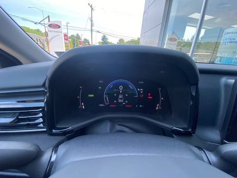 Used 2025 Toyota Camry LE w/ Convenience Package AWD/4WD image 16