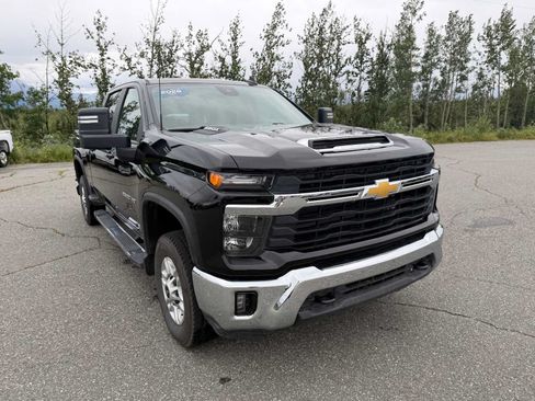 Certified 2026 Chevrolet Silverado 2500 LT w/ Convenience Package AWD/4WD image 11