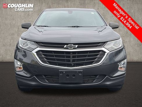 Used 2018 Chevrolet Equinox LS FWD image 2