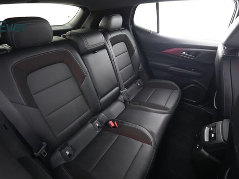 Used 2025 Chevrolet Equinox EV RS w/ LPO, All-Weather Mat Package FWD image 5
