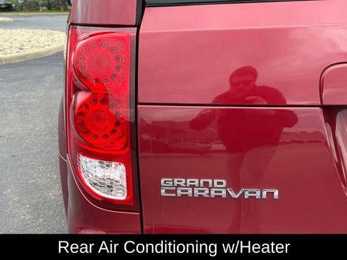 Used 2016 Dodge Grand Caravan SE w/ Quick Order Package 29E SE FWD image 5