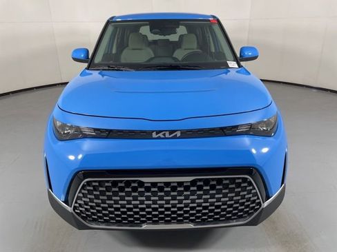 New 2025 Kia Soul EX image 3