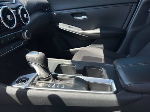 Used 2022 Nissan Sentra SV FWD image 12