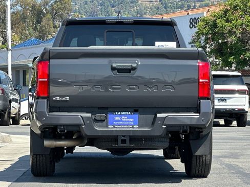 Used 2024 Toyota Tacoma SR5 AWD/4WD image 4