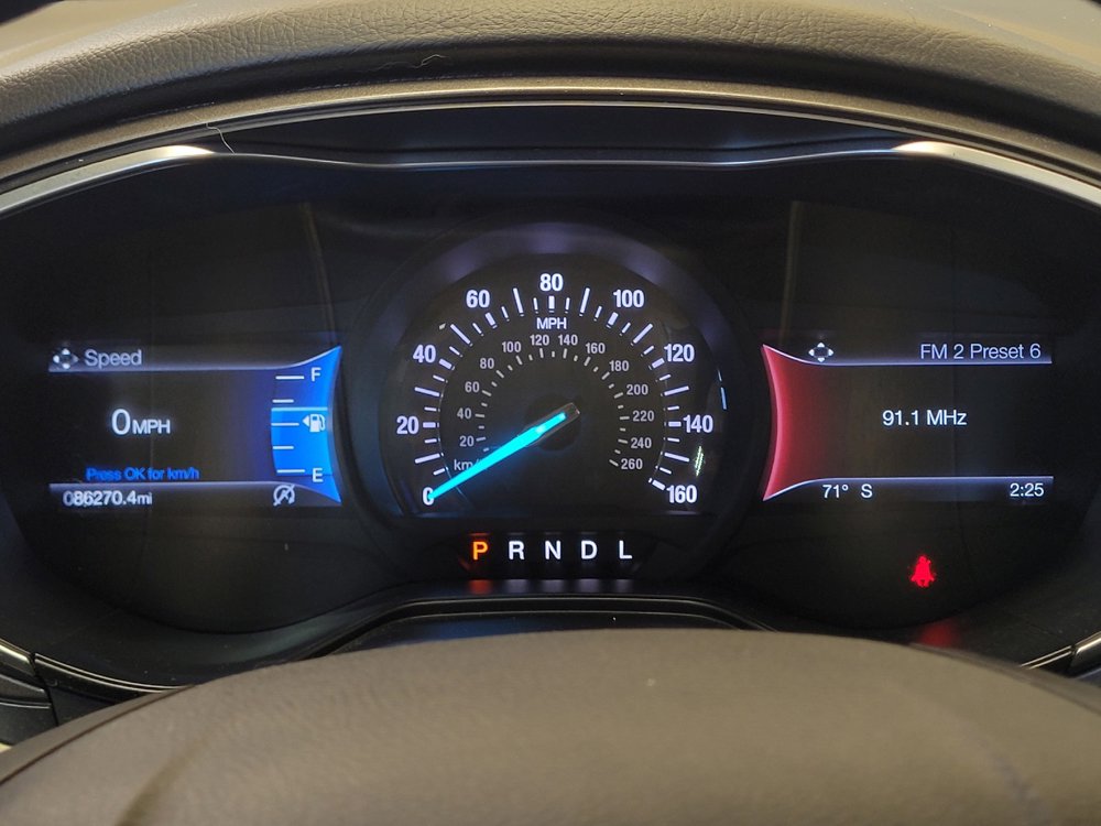Used 2020 Ford Fusion SE FWD image 23