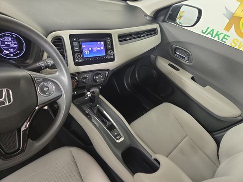 Used 2020 Honda HR-V LX image 20