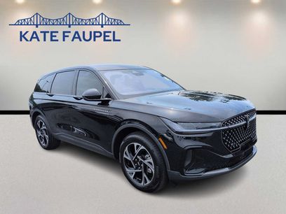 Used 2025 Lincoln Nautilus Premier w/ Jet Appearance Package