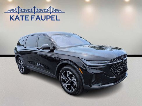Used 2025 Lincoln Nautilus Premier w/ Jet Appearance Package AWD/4WD image 1