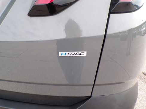 Certified 2025 Hyundai Tucson SEL AWD/4WD image 13