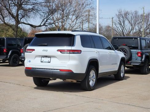 Certified 2024 Jeep Grand Cherokee L Laredo image 7