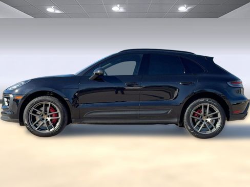 Used 2022 Porsche Macan S image 2