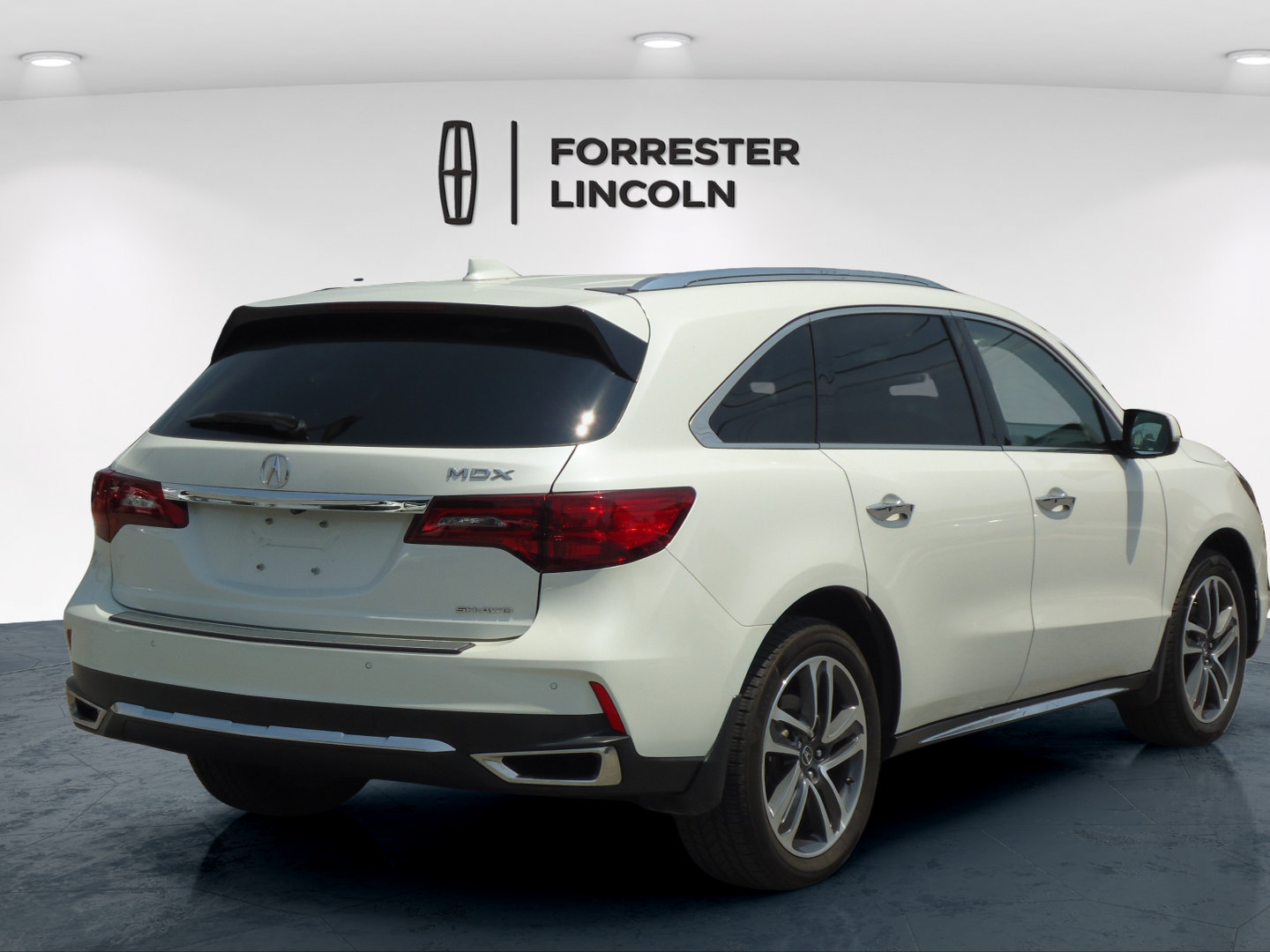 Used 2017 Acura MDX w/ Advance Package AWD/4WD image 3