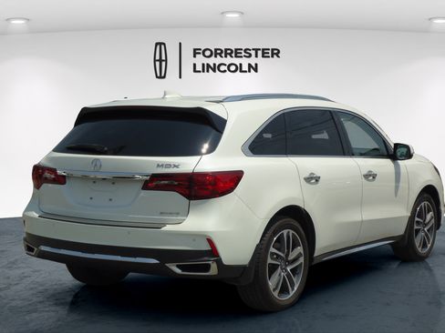 Used 2017 Acura MDX SH-AWD w/ Advance Package image 3