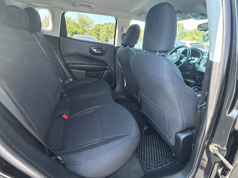 Used 2019 Jeep Compass Sport AWD/4WD image 26