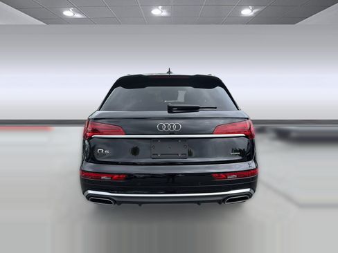Used 2024 Audi Q5 e Premium w/ Convenience Package AWD/4WD image 10