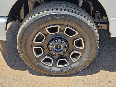 New 2025 Ford F250 Platinum image 10