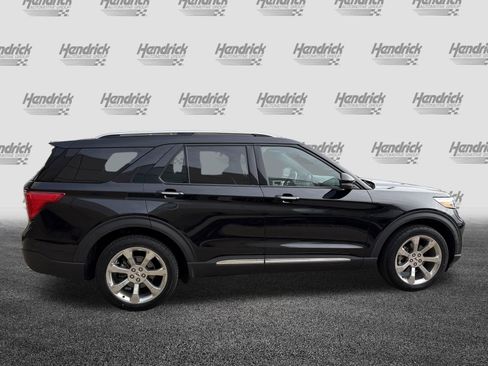 Used 2020 Ford Explorer Platinum w/ Premium Technology Package image 11