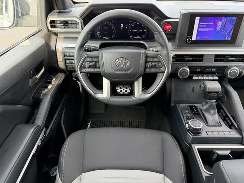 Certified 2025 Toyota Tacoma TRD Sport AWD/4WD image 25